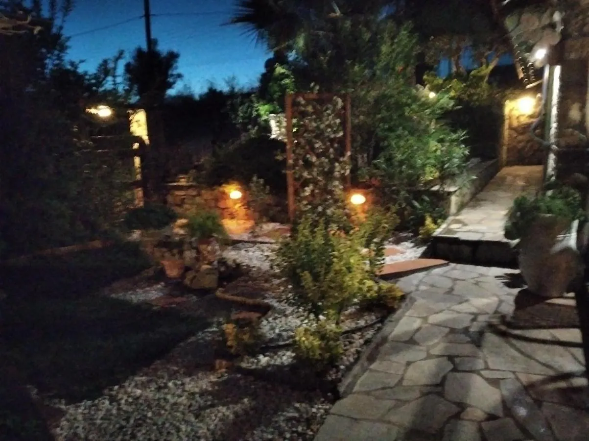 Holiday home Nikos Stone House 80M From The Beach With Wifi Gerakini